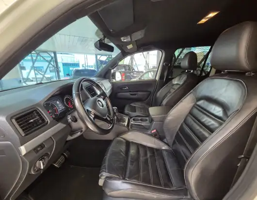 VOLKSWAGEN-AMAROK-2018