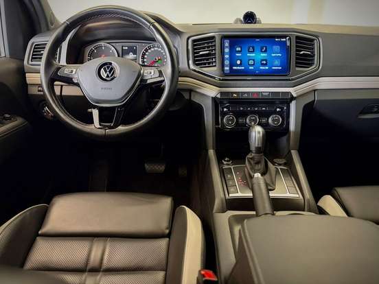 VOLKSWAGEN-AMAROK-2024