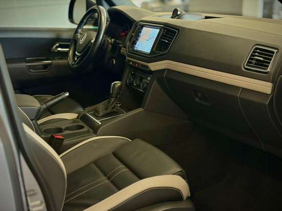VOLKSWAGEN-AMAROK-2024
