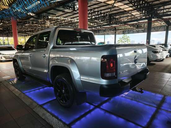 VOLKSWAGEN-AMAROK-2022