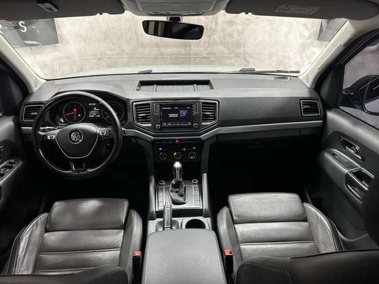 VOLKSWAGEN-AMAROK-2018