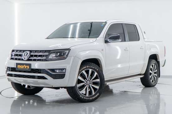 VOLKSWAGEN-AMAROK-2021