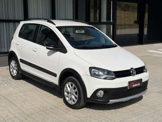 VOLKSWAGEN-CROSSFOX-1.6 MI FLEX 8V 4P MANUAL VOLKSWAGEN-CROSSFOX-2013