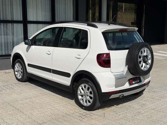 VOLKSWAGEN-CROSSFOX-1.6 MI FLEX 8V 4P MANUAL VOLKSWAGEN-CROSSFOX-2013