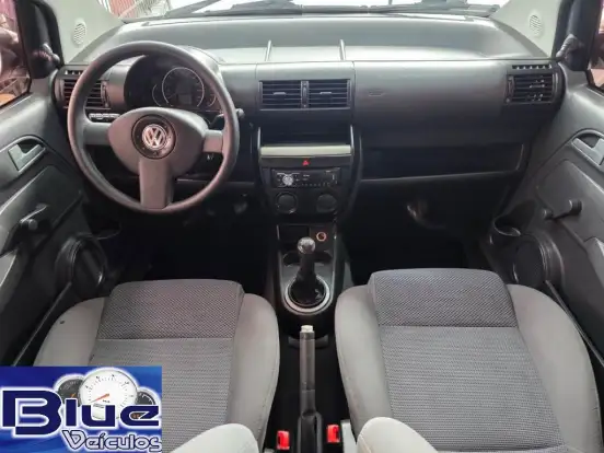 VOLKSWAGEN-FOX-1.0 MI 8V FLEX 4P MANUAL VOLKSWAGEN-FOX-2009