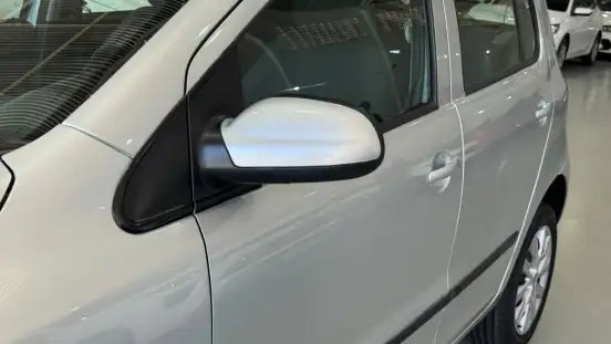 VOLKSWAGEN-FOX-2009