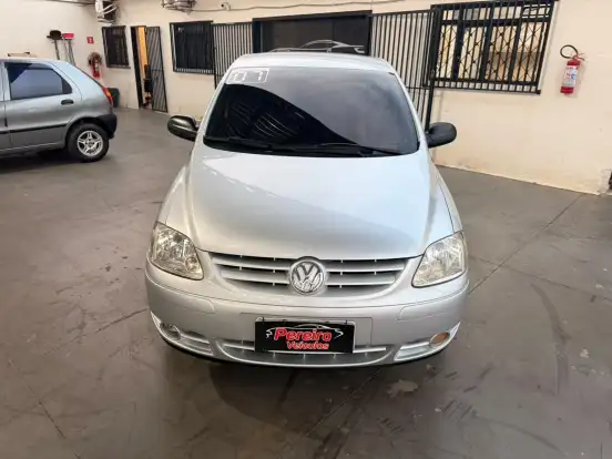 VOLKSWAGEN-FOX-1.0 MI PLUS 8V FLEX 4P MANUAL VOLKSWAGEN-FOX-2007