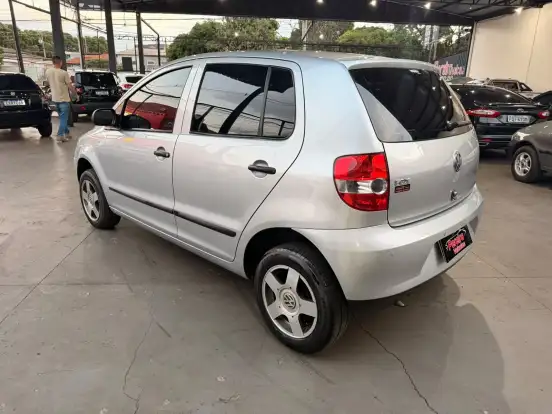 VOLKSWAGEN-FOX-2007