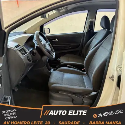 VOLKSWAGEN-FOX-1.0 MPI TRENDLINE 12V FLEX 4P MANUAL VOLKSWAGEN-FOX-2015