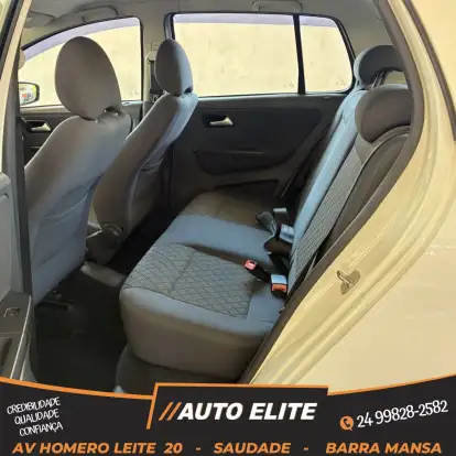 VOLKSWAGEN-FOX-1.0 MPI TRENDLINE 12V FLEX 4P MANUAL VOLKSWAGEN-FOX-2015