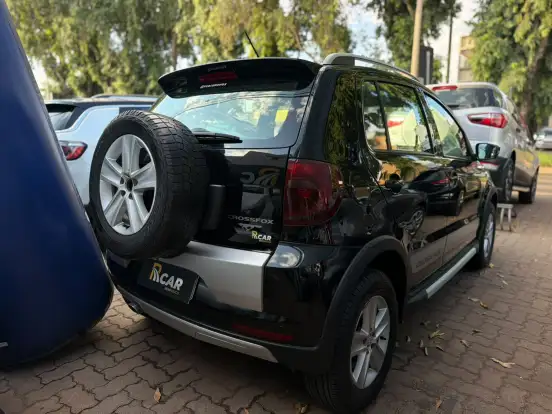 VOLKSWAGEN-FOX-1.6 MI 8V FLEX 4P MANUAL VOLKSWAGEN-FOX-2010
