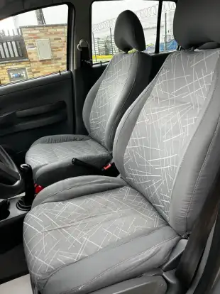 VOLKSWAGEN-FOX-2008