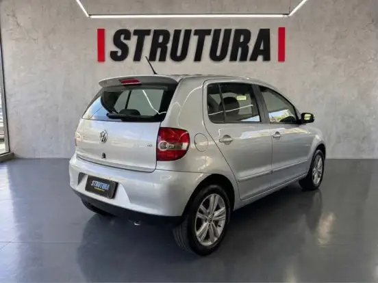 VOLKSWAGEN-FOX-2006