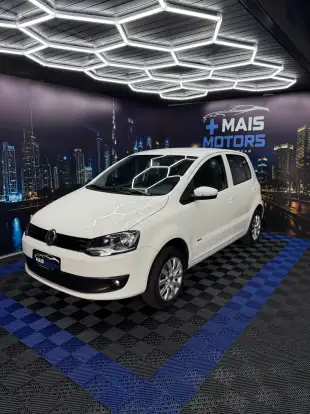 VOLKSWAGEN-FOX-2010