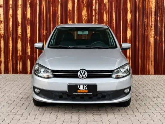 VOLKSWAGEN-FOX-2013