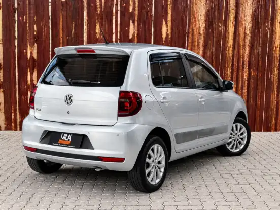 VOLKSWAGEN-FOX-1.6 MI ROCK IN RIO 8V FLEX 4P MANUAL VOLKSWAGEN-FOX-2013