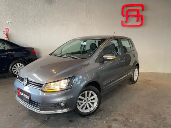 VOLKSWAGEN-FOX-2021