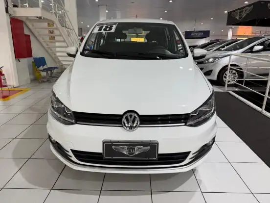 VOLKSWAGEN-FOX-2018