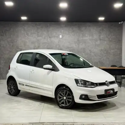 VOLKSWAGEN-FOX-2018