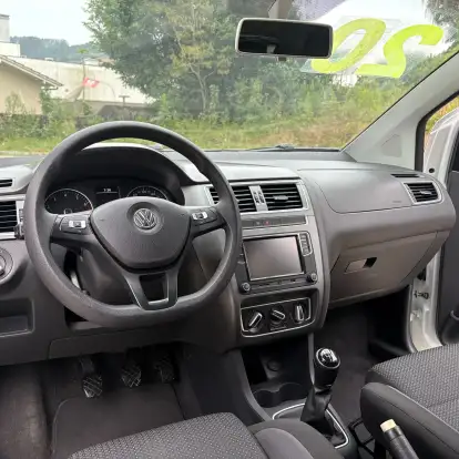 VOLKSWAGEN-FOX-1.6 MSI TOTAL FLEX CONNECT 4P MANUAL VOLKSWAGEN-FOX-2019