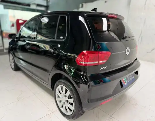 VOLKSWAGEN-FOX-1.6 MSI TRENDLINE 8V FLEX 4P MANUAL VOLKSWAGEN-FOX-2015