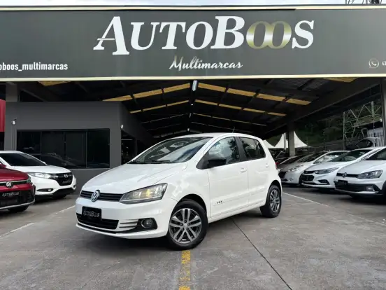 VOLKSWAGEN-FOX-1.6 MSI TRENDLINE 8V FLEX 4P MANUAL VOLKSWAGEN-FOX-2014