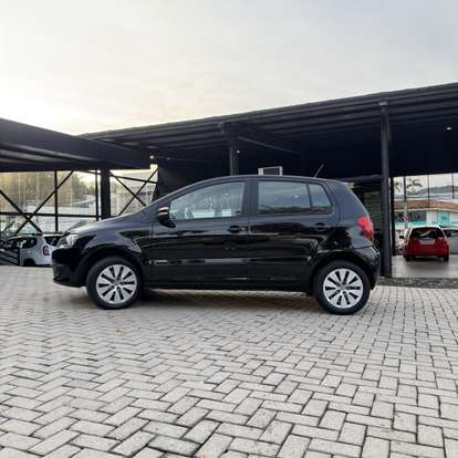 VOLKSWAGEN-FOX-1.0 MI 8V FLEX 4P MANUAL VOLKSWAGEN-FOX-2013