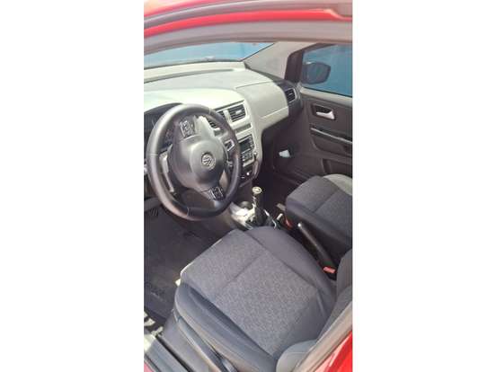 VOLKSWAGEN-FOX-1.0 MI 8V FLEX 4P MANUAL VOLKSWAGEN-FOX-2014
