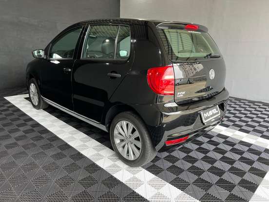 VOLKSWAGEN-FOX-1.0 MI 8V FLEX 4P MANUAL VOLKSWAGEN-FOX-2013