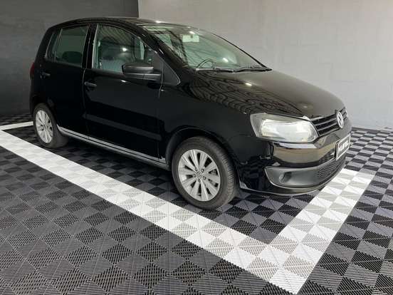 VOLKSWAGEN-FOX-2013