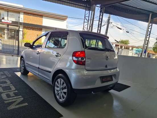VOLKSWAGEN-FOX-2008