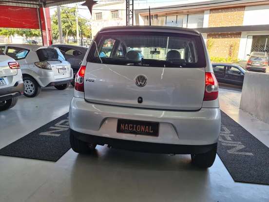 VOLKSWAGEN-FOX-2008
