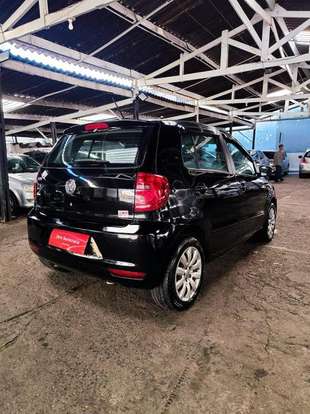 VOLKSWAGEN-FOX-2013