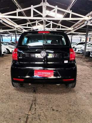 VOLKSWAGEN-FOX-2013