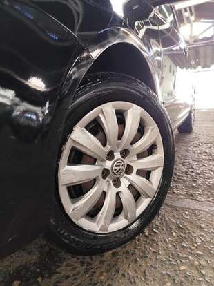 VOLKSWAGEN-FOX-2013