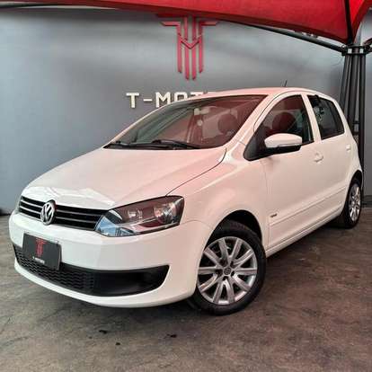 VOLKSWAGEN-FOX-2011