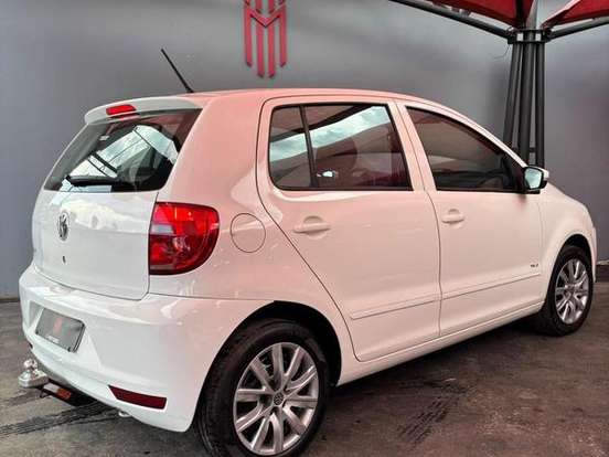 VOLKSWAGEN-FOX-1.0 MI 8V FLEX 4P MANUAL VOLKSWAGEN-FOX-2011