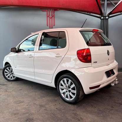 VOLKSWAGEN-FOX-1.0 MI 8V FLEX 4P MANUAL VOLKSWAGEN-FOX-2011