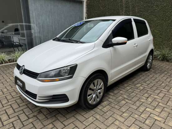 VOLKSWAGEN-FOX-1.0 MI TRENDLINE 8V FLEX 4P MANUAL VOLKSWAGEN-FOX-2015