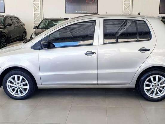 VOLKSWAGEN-FOX-1.0 MI TRENDLINE 8V FLEX 4P MANUAL VOLKSWAGEN-FOX-2014