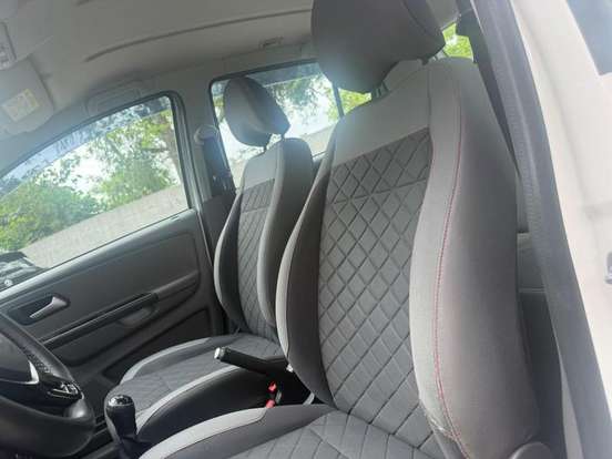 VOLKSWAGEN-FOX-1.0 MPI BLUEMOTION 12V FLEX 4P MANUAL VOLKSWAGEN-FOX-2015
