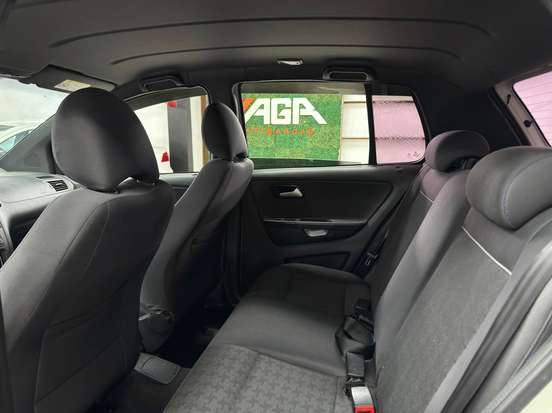 VOLKSWAGEN-FOX-2017