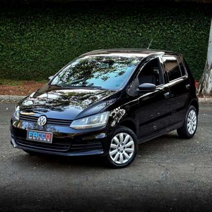 VOLKSWAGEN-FOX-2015