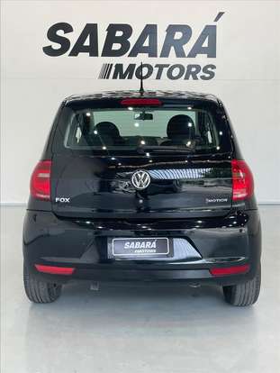 VOLKSWAGEN-FOX-2012