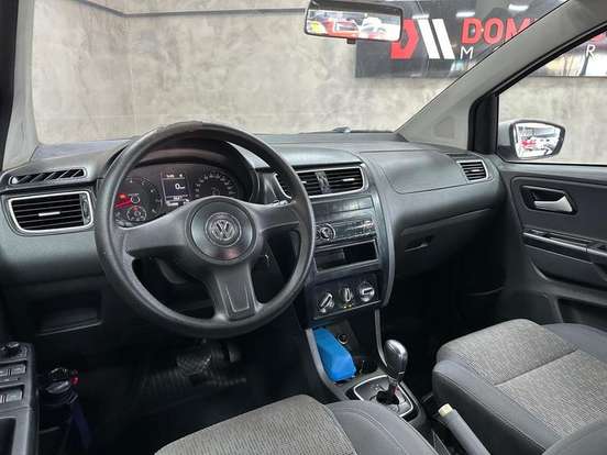 VOLKSWAGEN-FOX-1.6 MI 8V FLEX 4P AUTOMATIZADO VOLKSWAGEN-FOX-2012