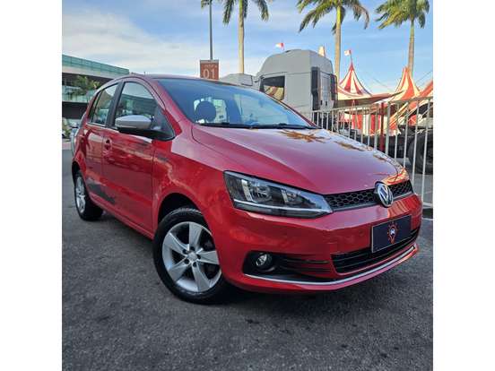 VOLKSWAGEN-FOX-2015