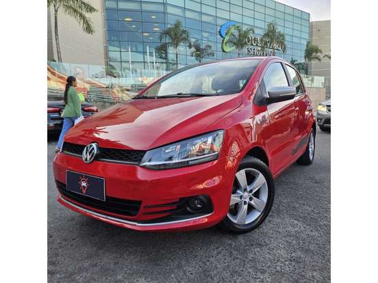VOLKSWAGEN-FOX-2015