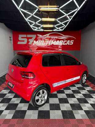 VOLKSWAGEN-FOX-2015