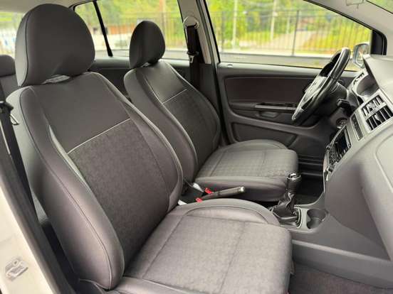 VOLKSWAGEN-FOX-2015