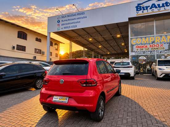 VOLKSWAGEN-FOX-2016
